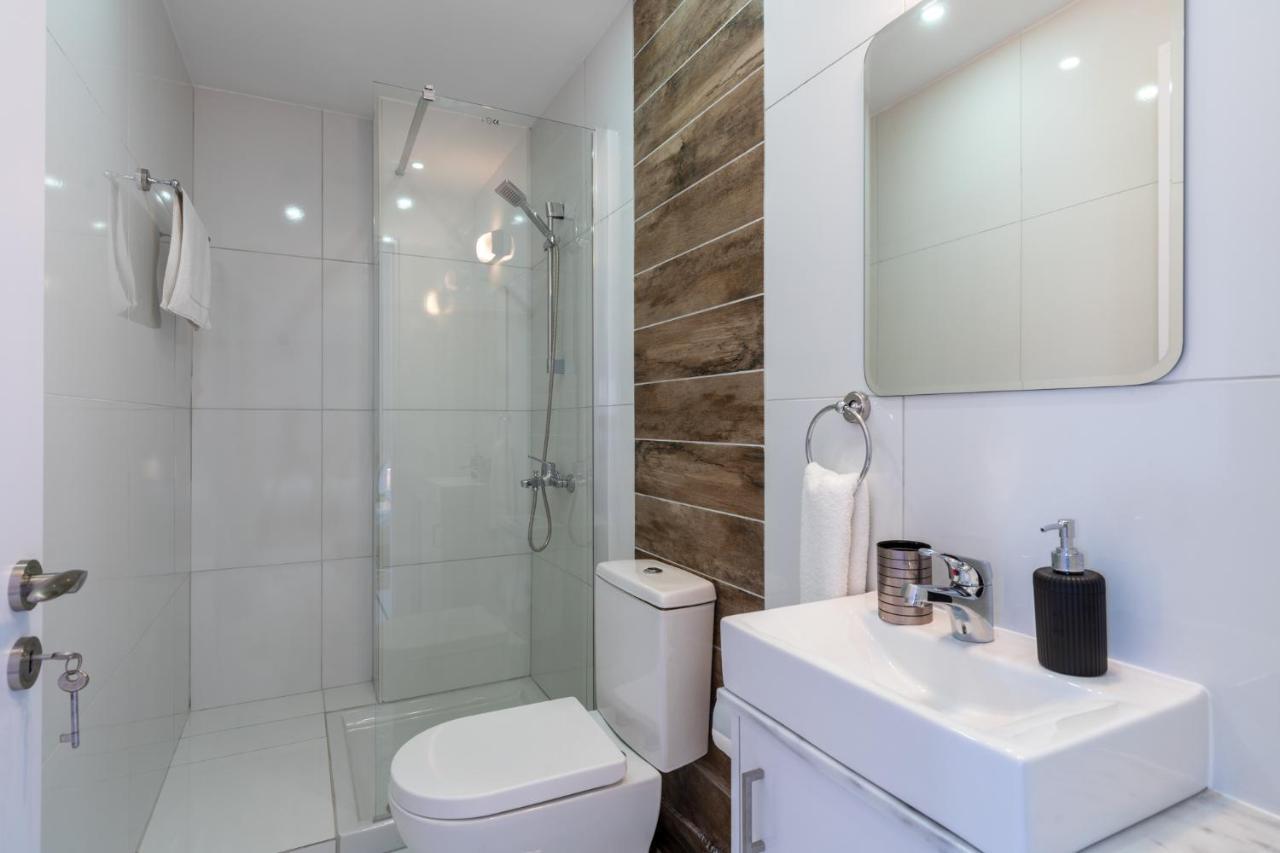 Livia Studio Apartment In לרנקה מראה חיצוני תמונה